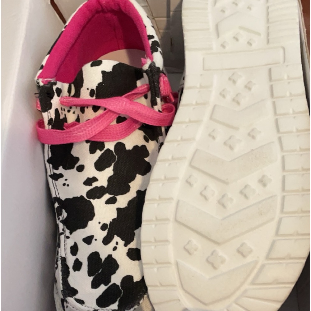 New Gypsy Jazz cow print cloth booties